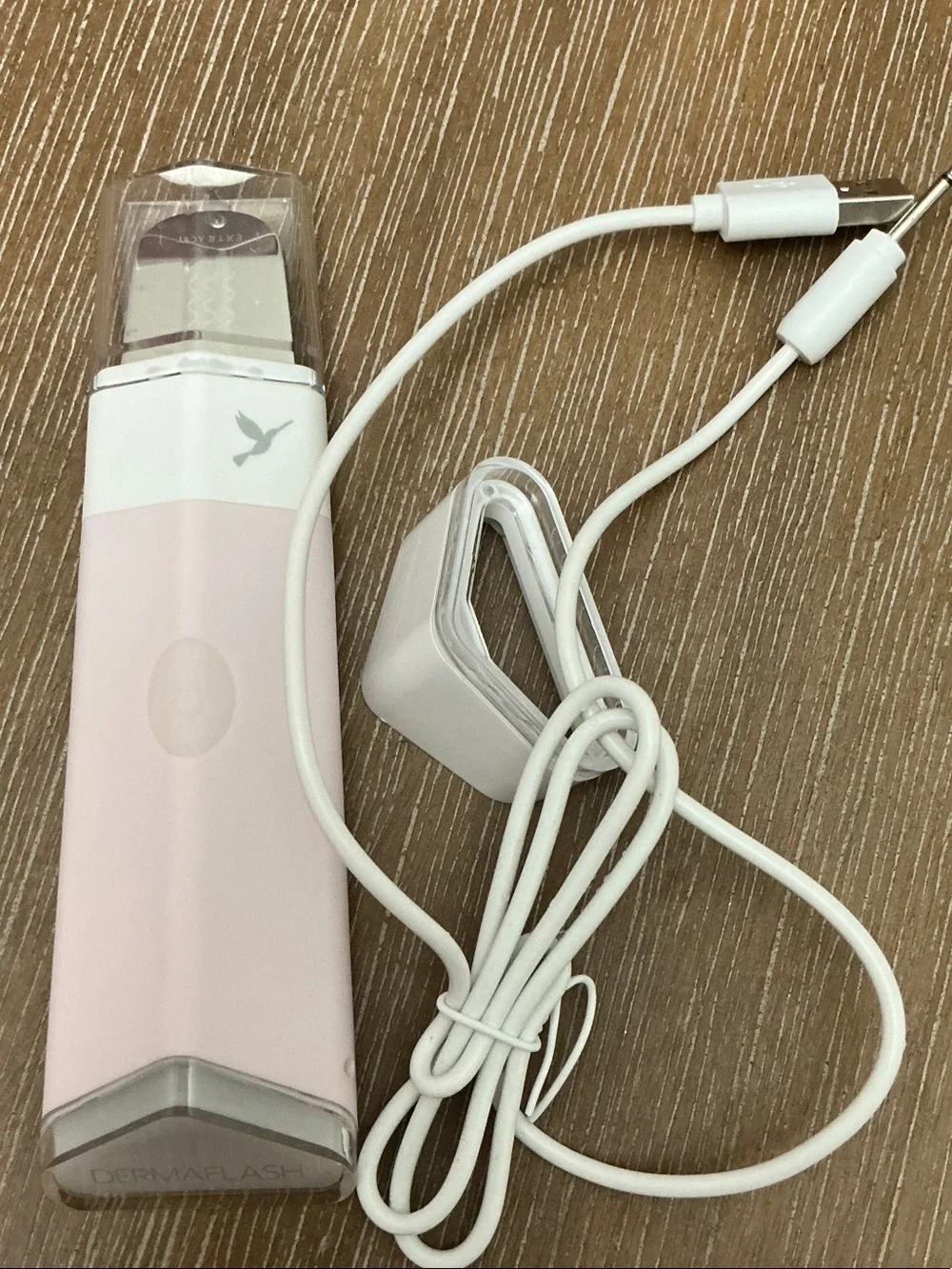 Dermaplash Pink Ultrasonic Facial Spatula with USB Charger